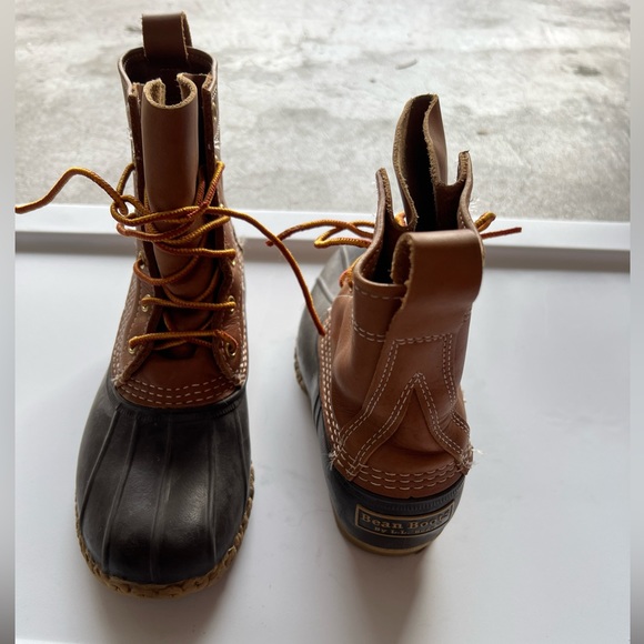 LL Bean 6” duck boots - Picture 3 of 5
